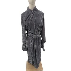 Amaryllis Gray Tassel Long Sleeve Velvet Duster Robe Size 3X Women's